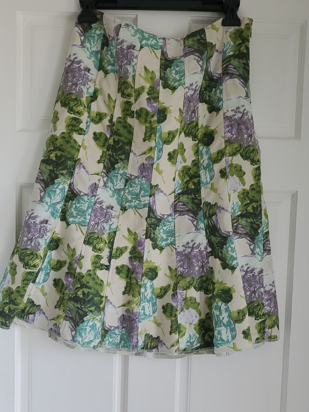 Womens Fit & Flare Skirt